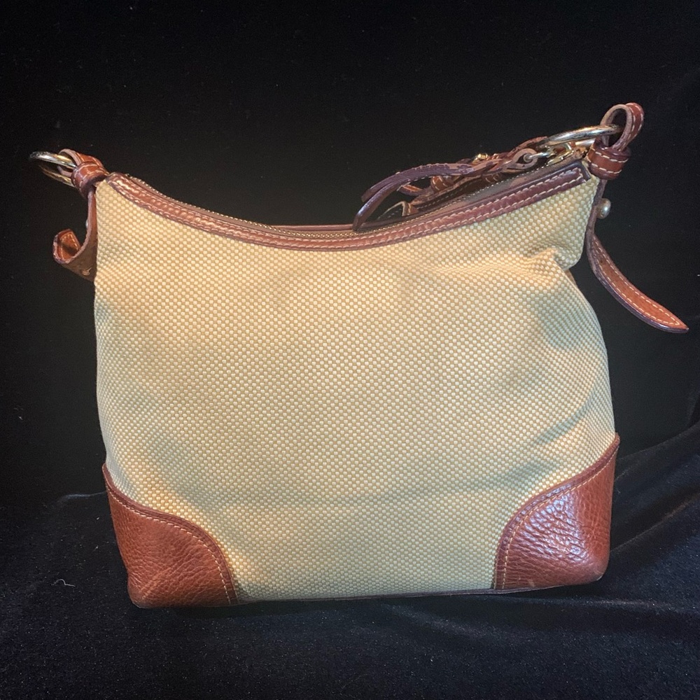 Dooney & Bourke medium shoulder bag - Picture 3 of 6